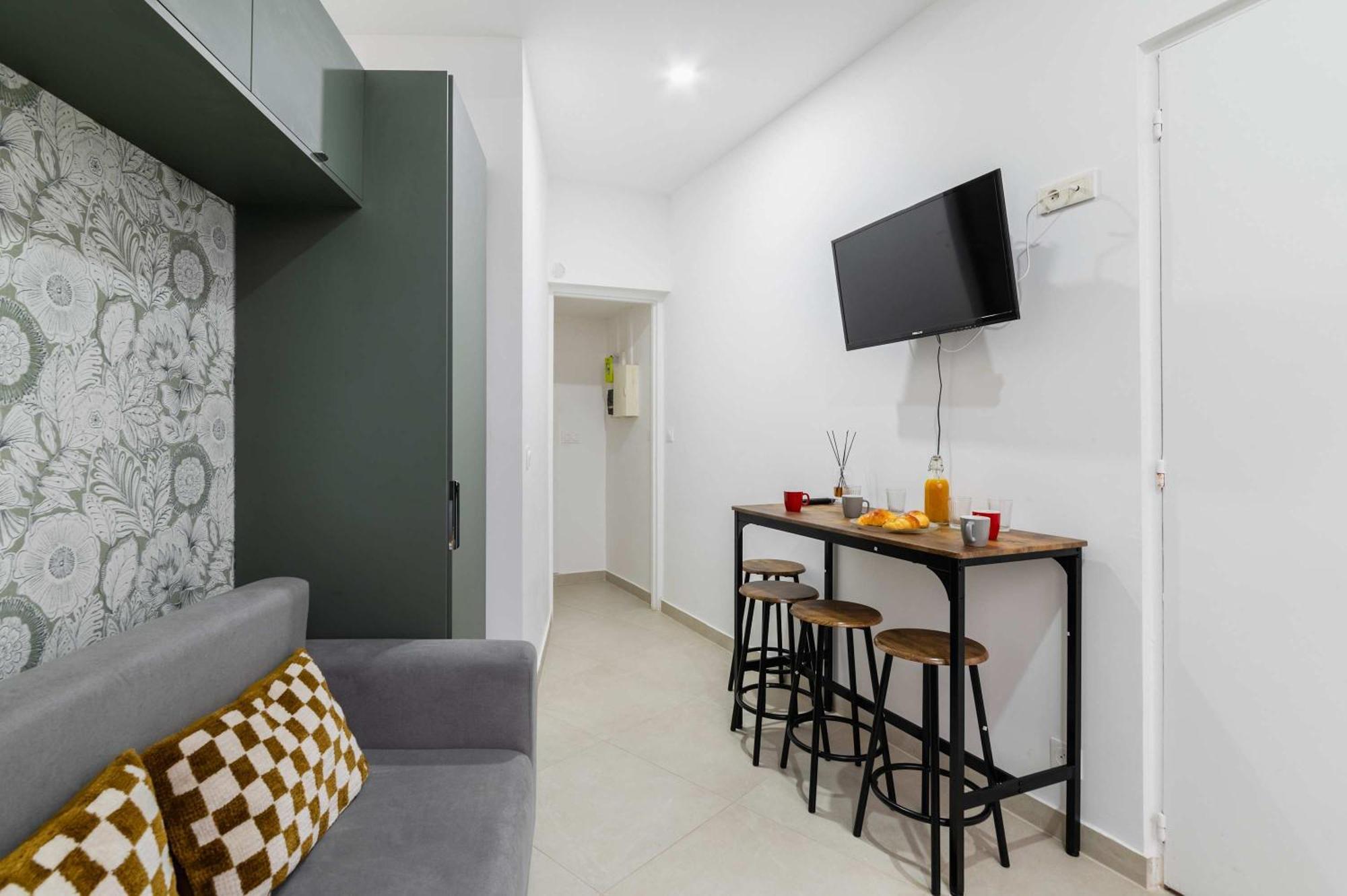 Appartement Metro Jaures Equipe - 19 - 4p - Flat-guest
